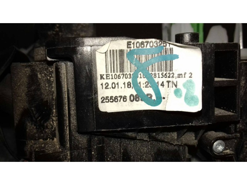 Recambio de mando multifuncion para renault captur xmod referencia OEM IAM 255676085R  