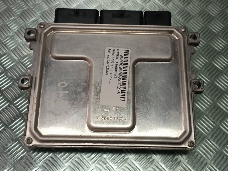 Recambio de centralita motor uce para renault clio iv referencia OEM IAM 237102982S CONTINENTAL 237105499R Recambio de centralita motor uce para renault clio iv referencia OEM IAM 237102982S CONTINENTAL 237105499R