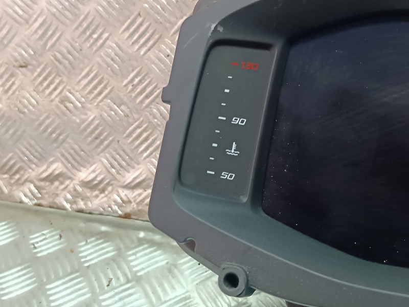 Recambio de cuadro instrumentos para seat arona referencia OEM IAM 6F0920320C 15 PINES A3C1078890200