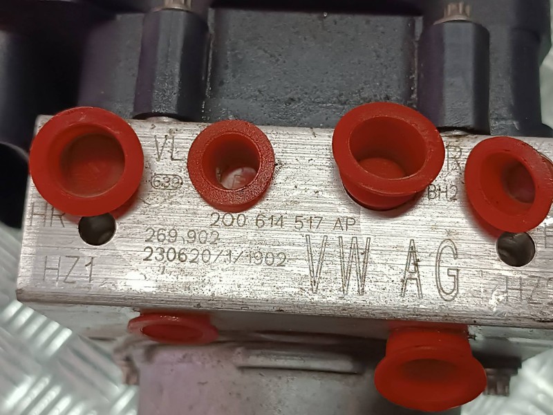 Recambio de abs para seat arona referencia OEM IAM 2Q0614517AP  0265294490