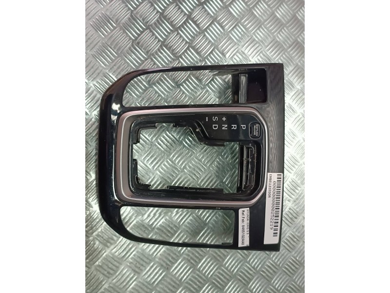 Recambio de embellecedor para hyundai ioniq 5 5 referencia OEM IAM 84651G2AA0  CAMBIO
