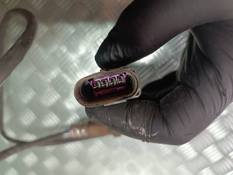 Recambio de sonda lambda para seat arona referencia OEM IAM 04E906262GG  4 PINES