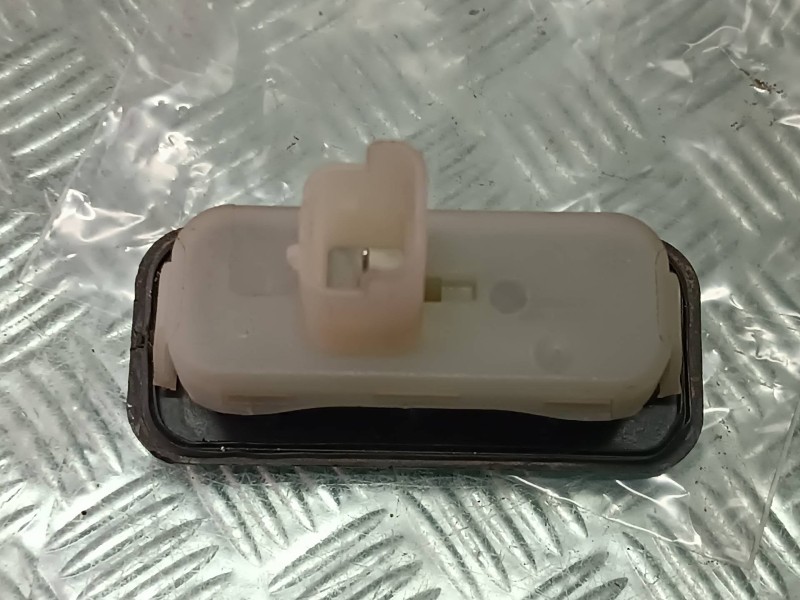 Recambio de maneta exterior maletero / porton para renault clio iv referencia OEM IAM 8200385515  2 PINES Recambio de maneta exterior maletero / porton para renault clio iv referencia OEM IAM 8200385515  2 PINES