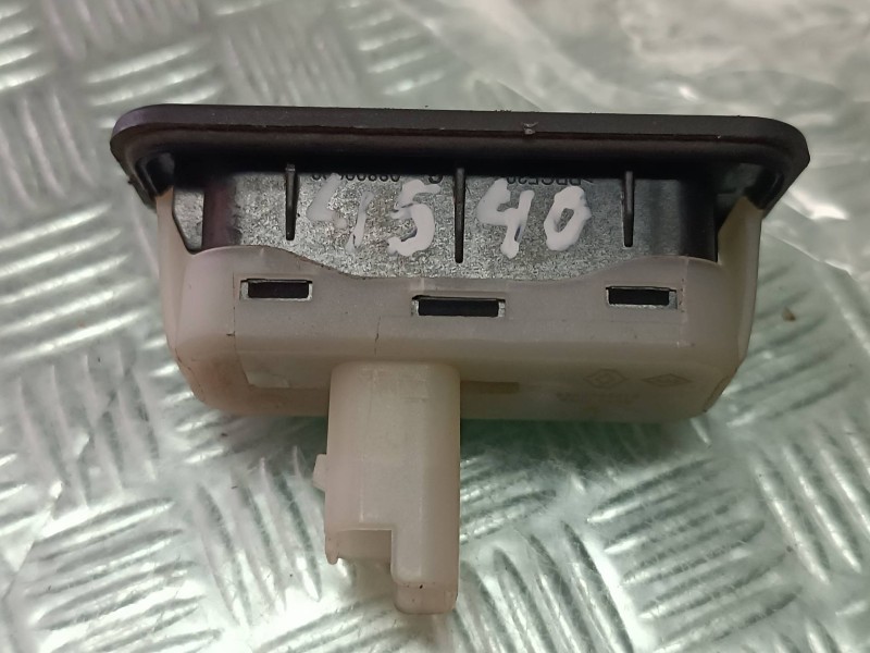 Recambio de maneta exterior maletero / porton para renault clio iv referencia OEM IAM 8200385515  2 PINES Recambio de maneta exterior maletero / porton para renault clio iv referencia OEM IAM 8200385515  2 PINES