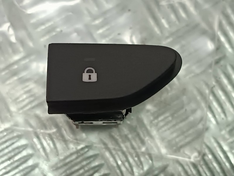 Recambio de interruptor para renault clio iv referencia OEM IAM 252103678R BLOQUEO PUERTAS 5 PINES Recambio de interruptor para renault clio iv referencia OEM IAM 252103678R BLOQUEO PUERTAS 5 PINES