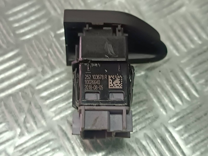 Recambio de interruptor para renault clio iv referencia OEM IAM 252103678R BLOQUEO PUERTAS 5 PINES Recambio de interruptor para renault clio iv referencia OEM IAM 252103678R BLOQUEO PUERTAS 5 PINES