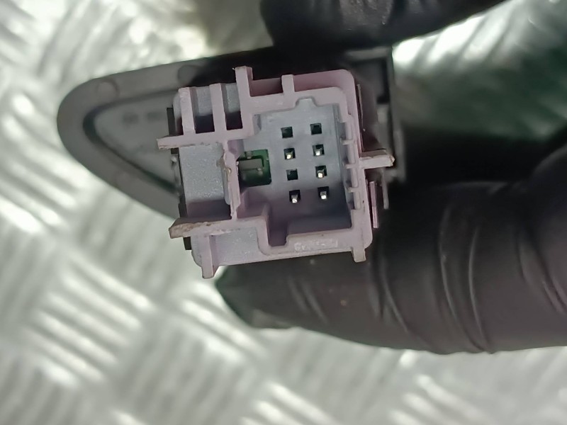 Recambio de interruptor para renault clio iv referencia OEM IAM 252103678R BLOQUEO PUERTAS 5 PINES Recambio de interruptor para renault clio iv referencia OEM IAM 252103678R BLOQUEO PUERTAS 5 PINES