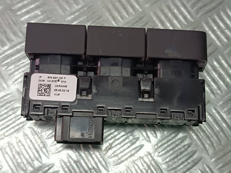 Recambio de interruptor para seat arona referencia OEM IAM 6F0927137F BLOQUEO/CIERRE PUERTAS MODOS CONDUCCION
