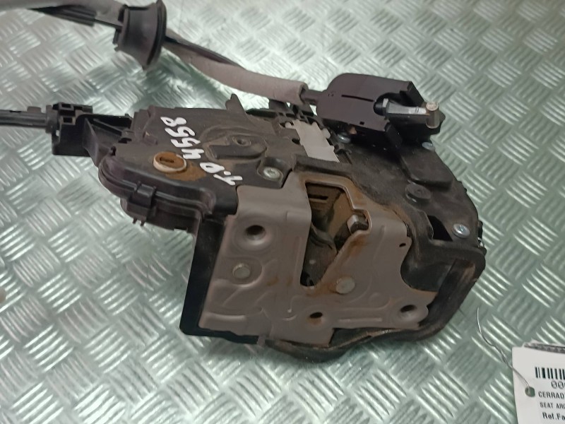 Recambio de cerradura puerta trasera derecha para seat arona referencia OEM IAM 10A839016B 5 PINES ELECTRICA