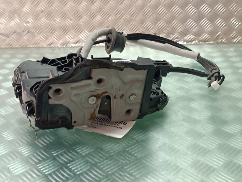 Recambio de cerradura puerta trasera derecha para seat arona referencia OEM IAM 10A839016B 5 PINES ELECTRICA