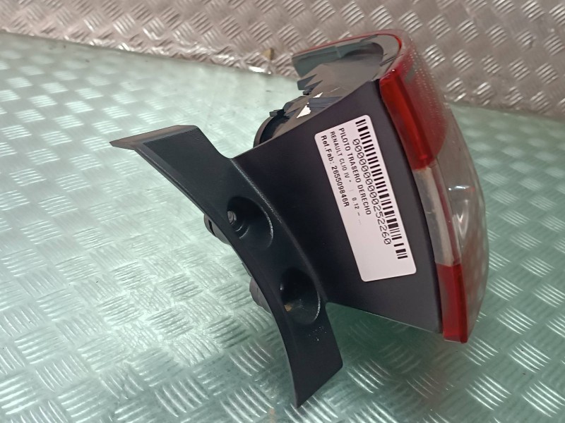 Recambio de piloto trasero derecho para renault clio iv referencia OEM IAM 265509846R  4 PINES Recambio de piloto trasero derecho para renault clio iv referencia OEM IAM 265509846R  4 PINES