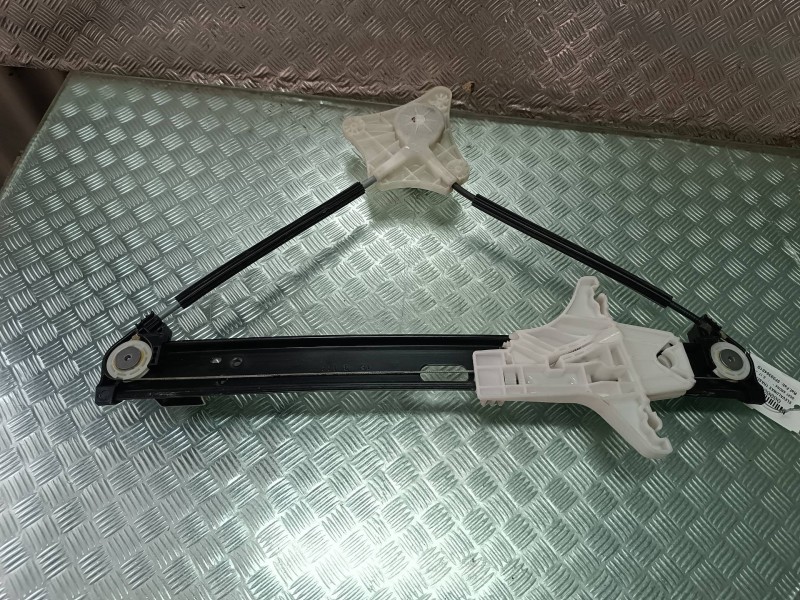 Recambio de elevalunas trasero izquierdo para seat arona referencia OEM IAM 6F0839461D  ELECTRICO