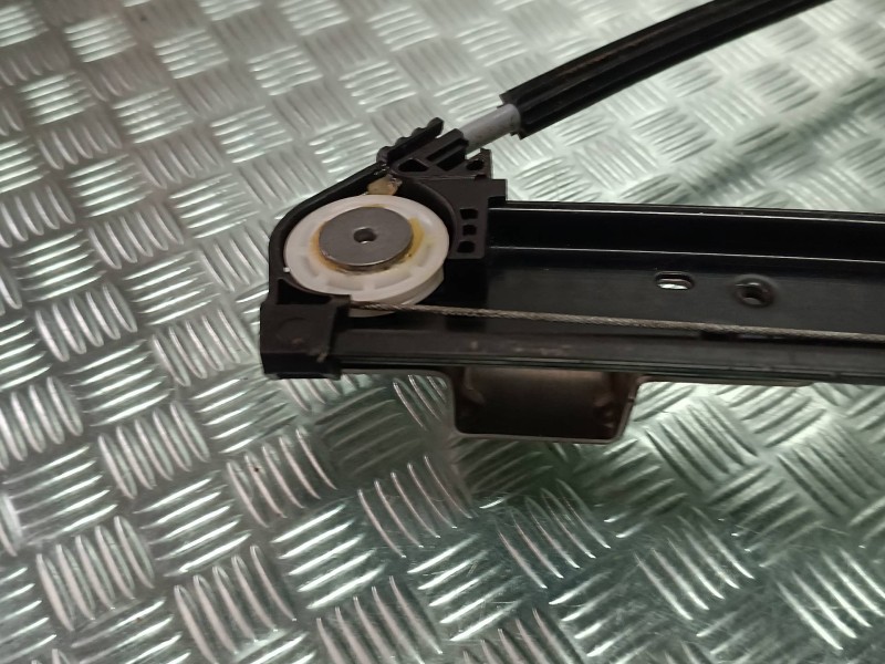 Recambio de elevalunas trasero izquierdo para seat arona referencia OEM IAM 6F0839461D  ELECTRICO