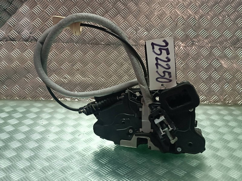 Recambio de cerradura puerta delantera derecha para seat arona referencia OEM IAM 10B837016B 5 PINES ELECTRICA