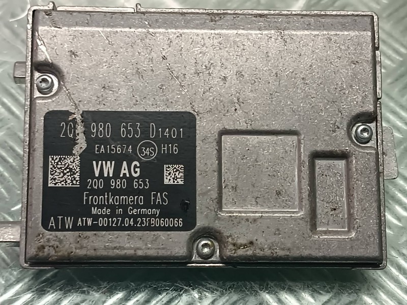 Recambio de camara vision frontal para seat arona referencia OEM IAM 2Q0980653D  12 PINES