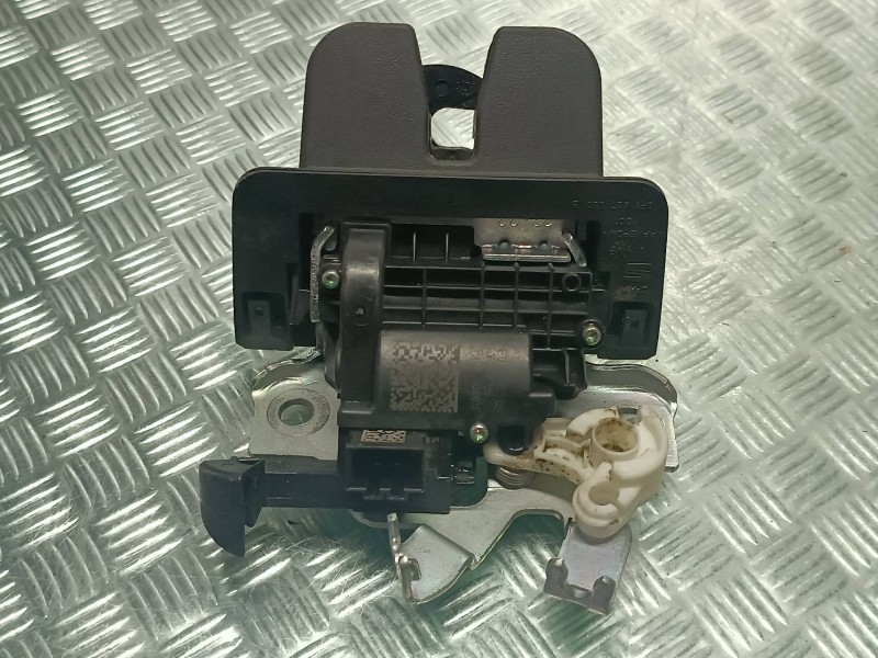 Recambio de cerradura maletero / porton para seat arona referencia OEM IAM 5F082750510S  4 PINES