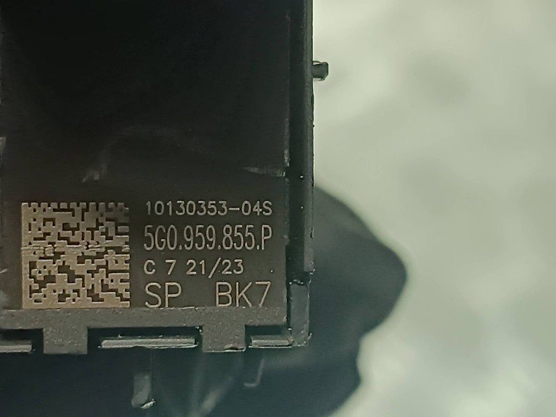 Recambio de mando elevalunas trasero derecho para seat arona referencia OEM IAM 5G0959855P  4 PINES