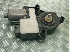 Recambio de motor elevalunas delantero derecho para seat arona referencia OEM IAM 2Q1959406G 0130822064 BOSCH