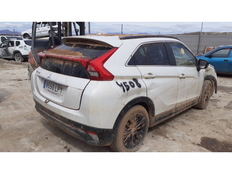 mitsubishi eclipse cross del año 2021