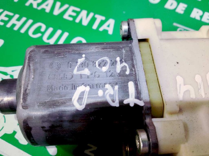 Recambio de motor elevalunas trasero derecho para peugeot 407 st confort referencia OEM IAM 0130822200 994650102 BROSE