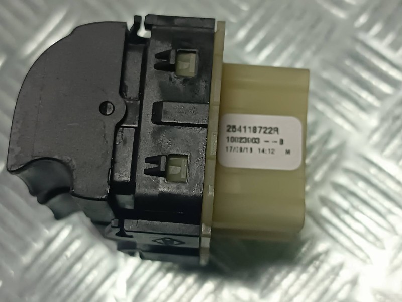 Recambio de mando elevalunas delantero izquierdo para renault clio iv referencia OEM IAM 254118722R  7 PINES Recambio de mando elevalunas delantero izquierdo para renault clio iv referencia OEM IAM 254118722R  7 PINES