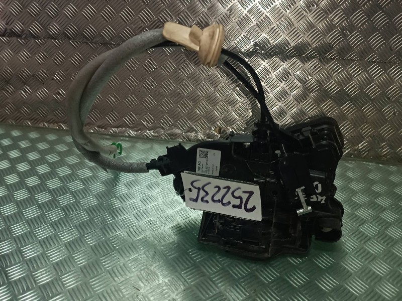 Recambio de cerradura puerta delantera izquierda para seat arona referencia OEM IAM 10B837015B 5 PINES ELECTRICA