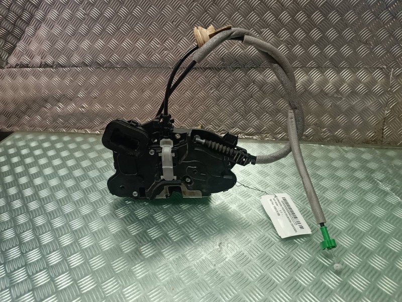Recambio de cerradura puerta delantera izquierda para seat arona referencia OEM IAM 10B837015B 5 PINES ELECTRICA