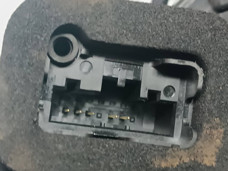 Recambio de cerradura puerta delantera izquierda para seat arona referencia OEM IAM 10B837015B 5 PINES ELECTRICA