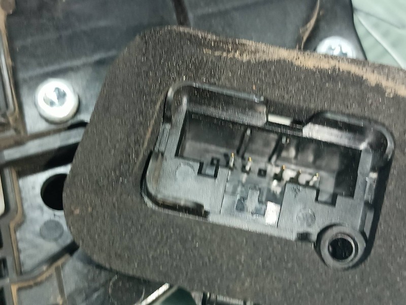 Recambio de cerradura puerta trasera izquierda para seat arona referencia OEM IAM 10A839015B 5 PINES ELECTRICA