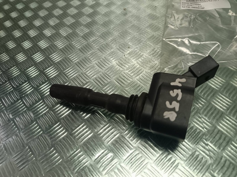 Recambio de bobina encendido para seat arona referencia OEM IAM 04E905110P 77300014 4 PINES