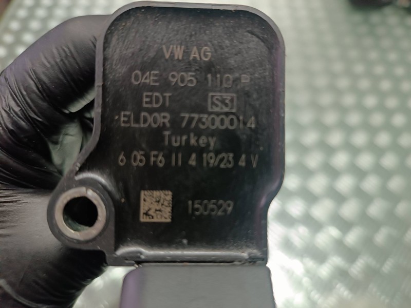 Recambio de bobina encendido para seat arona referencia OEM IAM 04E905110P 77300014 4 PINES