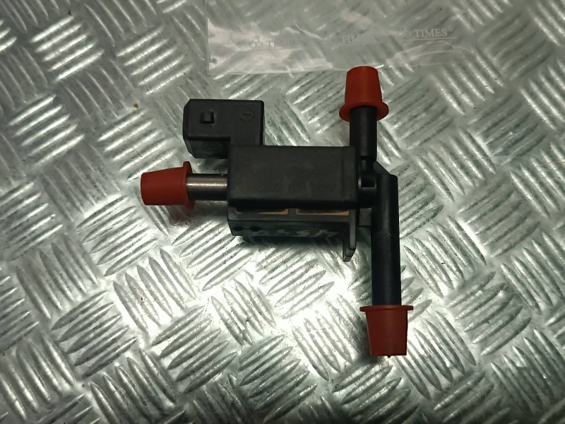 Recambio de valvula aire adicional para renault clio iv referencia OEM IAM 8200603558 PIERBURG 2 PINES Recambio de valvula aire adicional para renault clio iv referencia OEM IAM 8200603558 PIERBURG 2 PINES