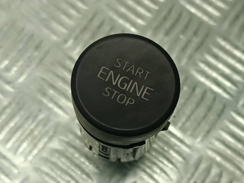 Recambio de mando start/ stop para seat arona referencia OEM IAM 575959839A CONECTOR 4 PINES START STOP