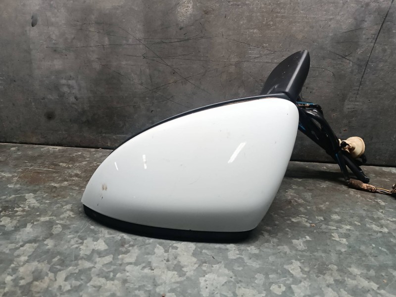 Recambio de retrovisor izquierdo para volkswagen golf vii sportsvan referencia OEM IAM A064480  ELECTRICO