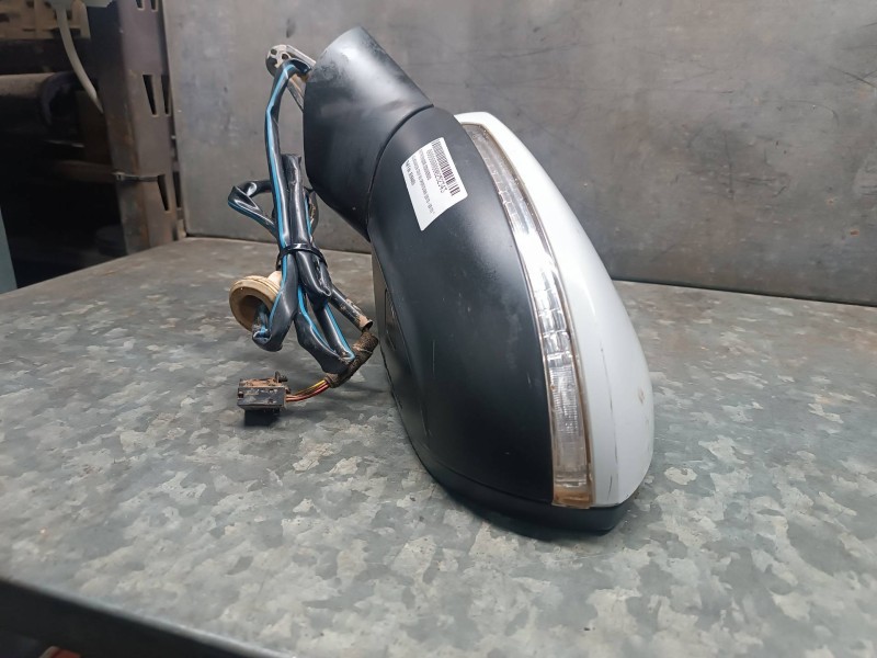 Recambio de retrovisor izquierdo para volkswagen golf vii sportsvan referencia OEM IAM A064480  ELECTRICO