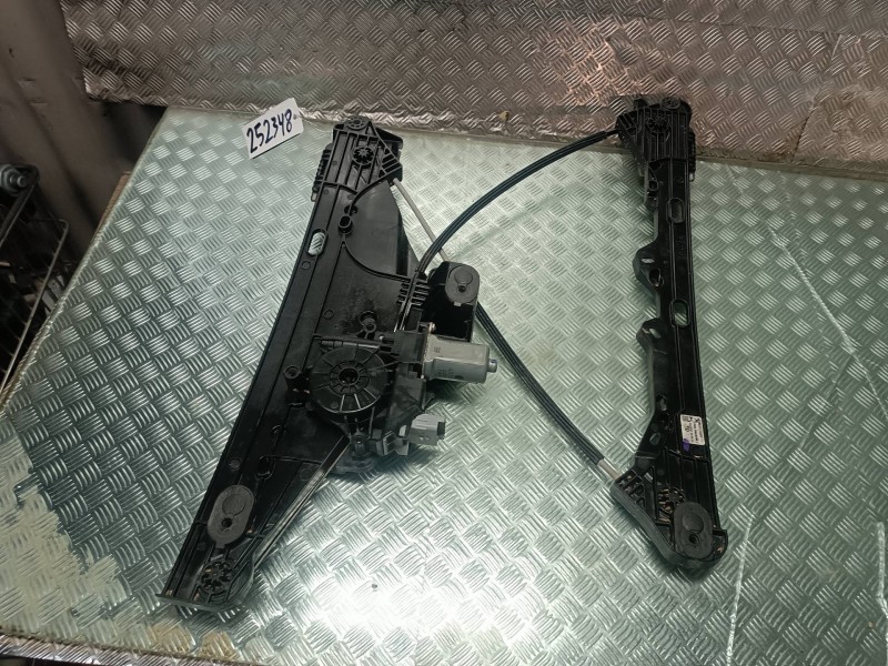 Recambio de elevalunas delantero derecho para opel mokka referencia OEM IAM 9828130680 430113H0 