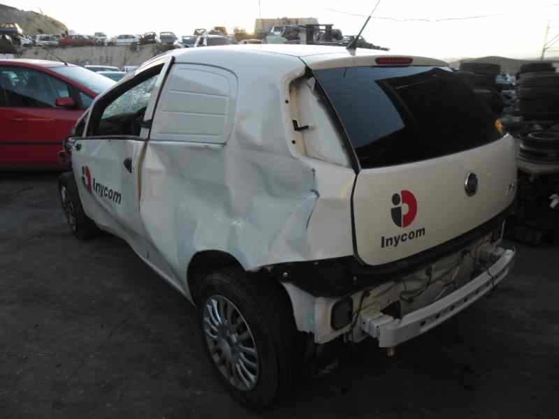 fiat grande punto (199) del año 2012