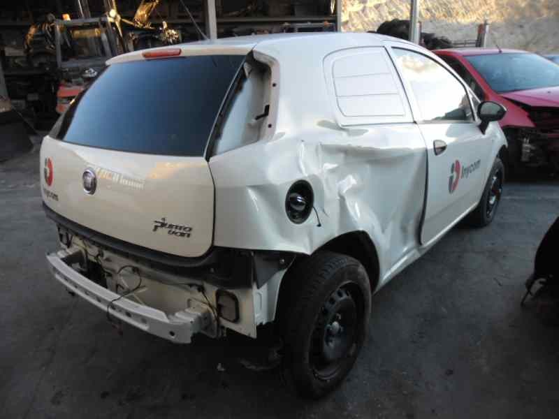 fiat grande punto (199) del año 2012