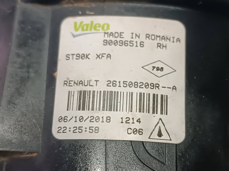 Recambio de faro antiniebla derecho para renault clio iv referencia OEM IAM 261508209R 90096516 2 PINES