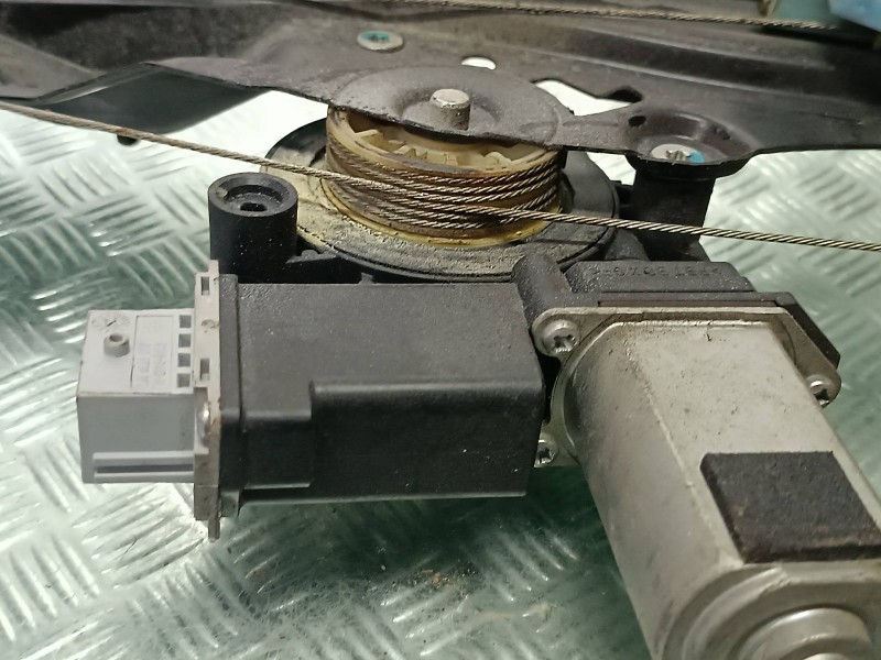 Recambio de elevalunas delantero derecho para fiat doblo referencia OEM IAM 43940080521 6 PINES 1060766