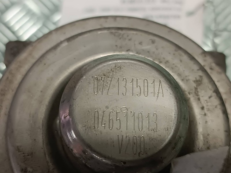 Recambio de valvula egr para volkswagen touareg (7la) referencia OEM IAM 07Z131501A 102822 046511013