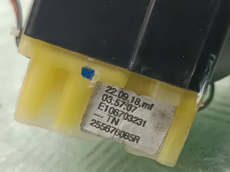 Recambio de mando luces para renault clio iv referencia OEM IAM 255676085R  E106703231