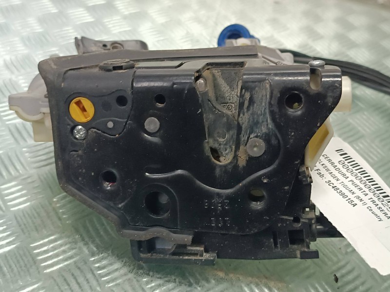 Recambio de cerradura puerta trasera izquierda para volkswagen tiguan (5n1) country referencia OEM IAM 3C4839015A 7 PINES ELECTR