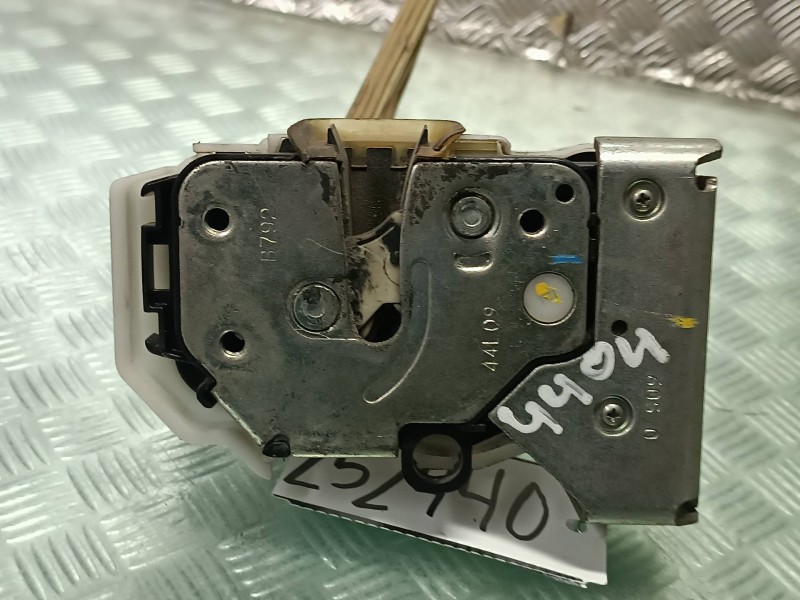 Recambio de cerradura puerta delantera izquierda para fiat doblo referencia OEM IAM  5 PINES ELECTRICA