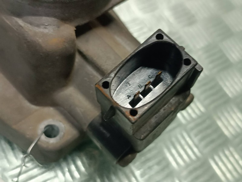 Recambio de caja mariposa para ford fiesta berlina (dx) referencia OEM IAM   3 PINES