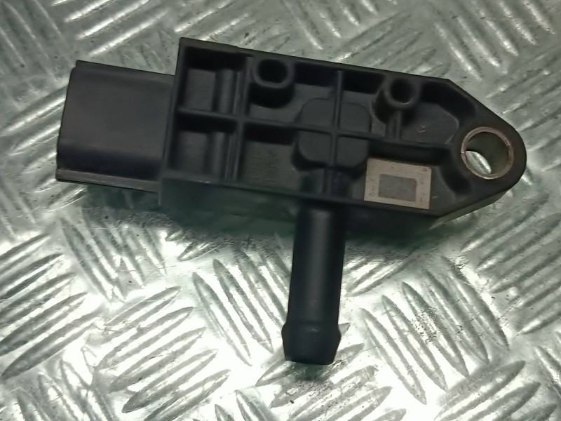 Recambio de sensor presion para renault megane iii berlina 5 p referencia OEM IAM 8201043914 H8200741321 3 PINES