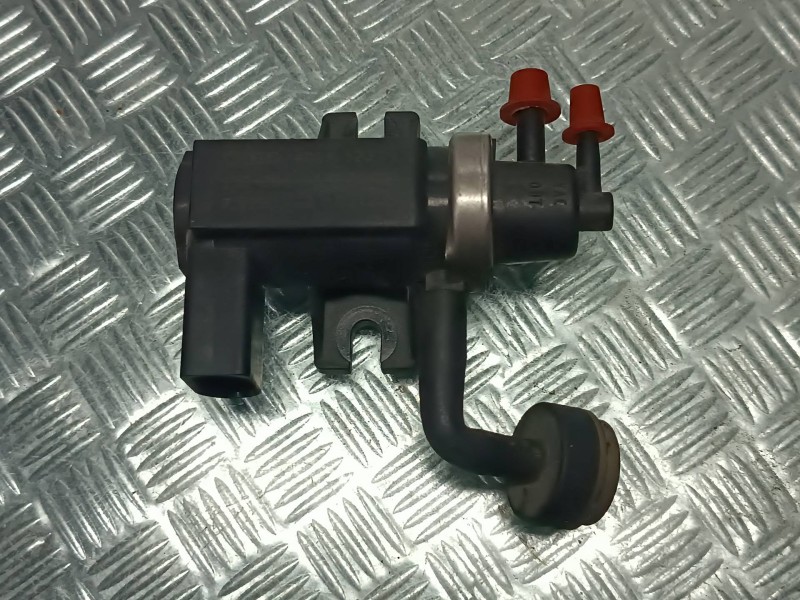 Recambio de valvula aire adicional para volkswagen touareg (7la) referencia OEM IAM 1J0906627 2 PINES DELANTERA DERECHA