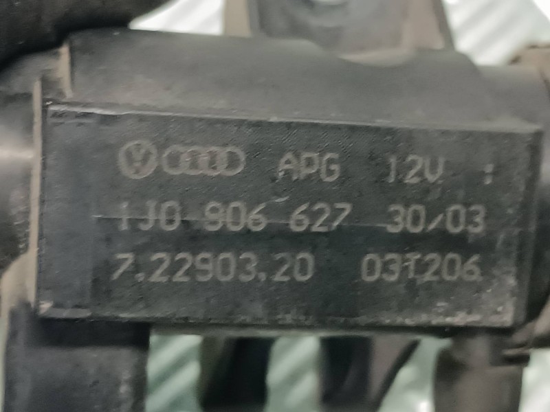 Recambio de valvula aire adicional para volkswagen touareg (7la) referencia OEM IAM 1J0906627 2 PINES DELANTERA DERECHA