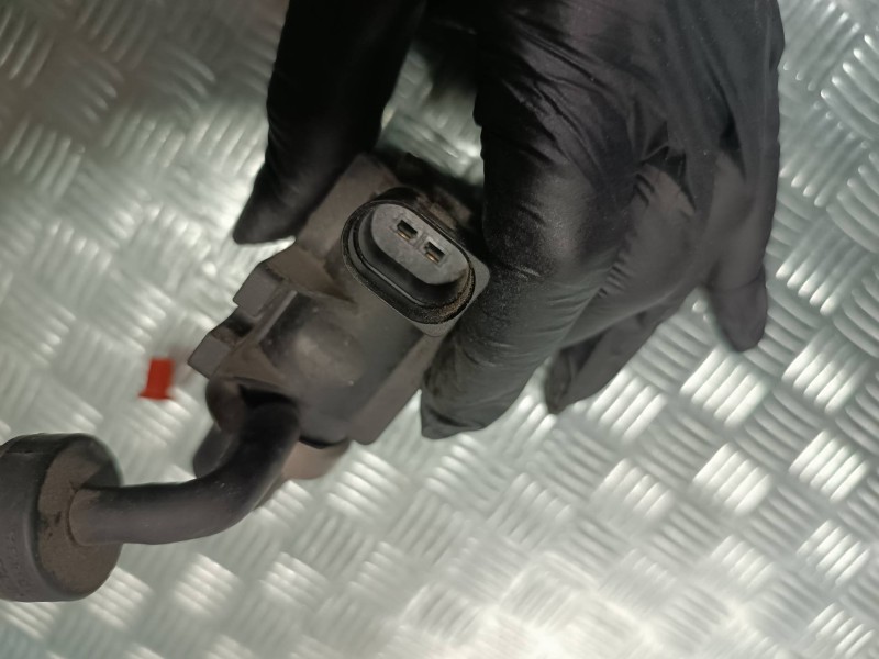 Recambio de valvula aire adicional para volkswagen touareg (7la) referencia OEM IAM 1J0906627 2 PINES DELANTERA DERECHA