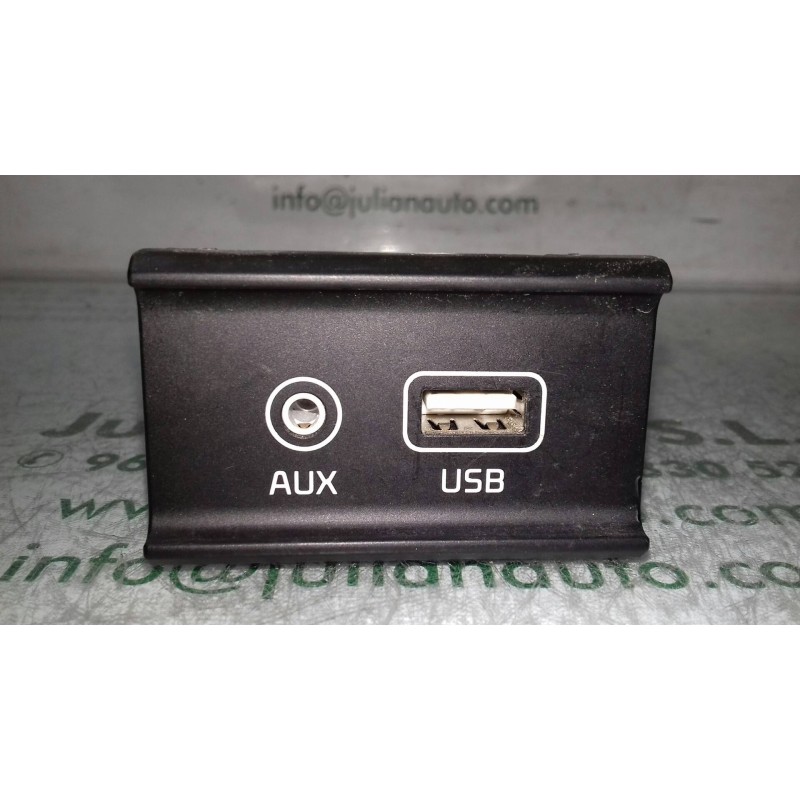 Recambio de interruptor para kia niro business referencia OEM IAM 96120G5000 G5000 AUX - USB